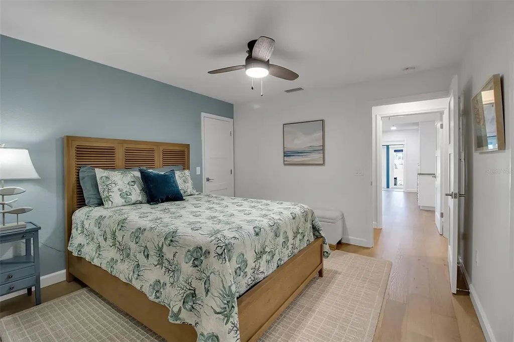 2123 Harbourside Drive Longboat Key FL 34228