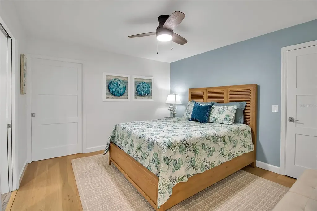 2123 Harbourside Drive Longboat Key FL 34228