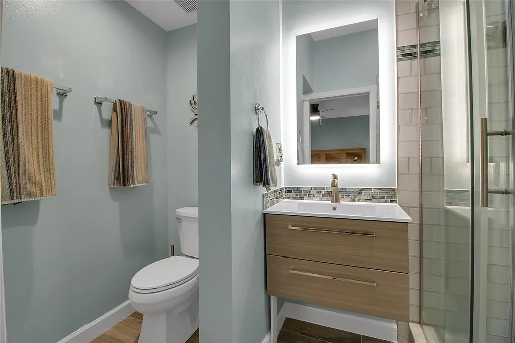2123 Harbourside Drive Longboat Key FL 34228