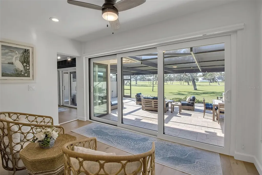 2123 Harbourside Drive Longboat Key FL 34228