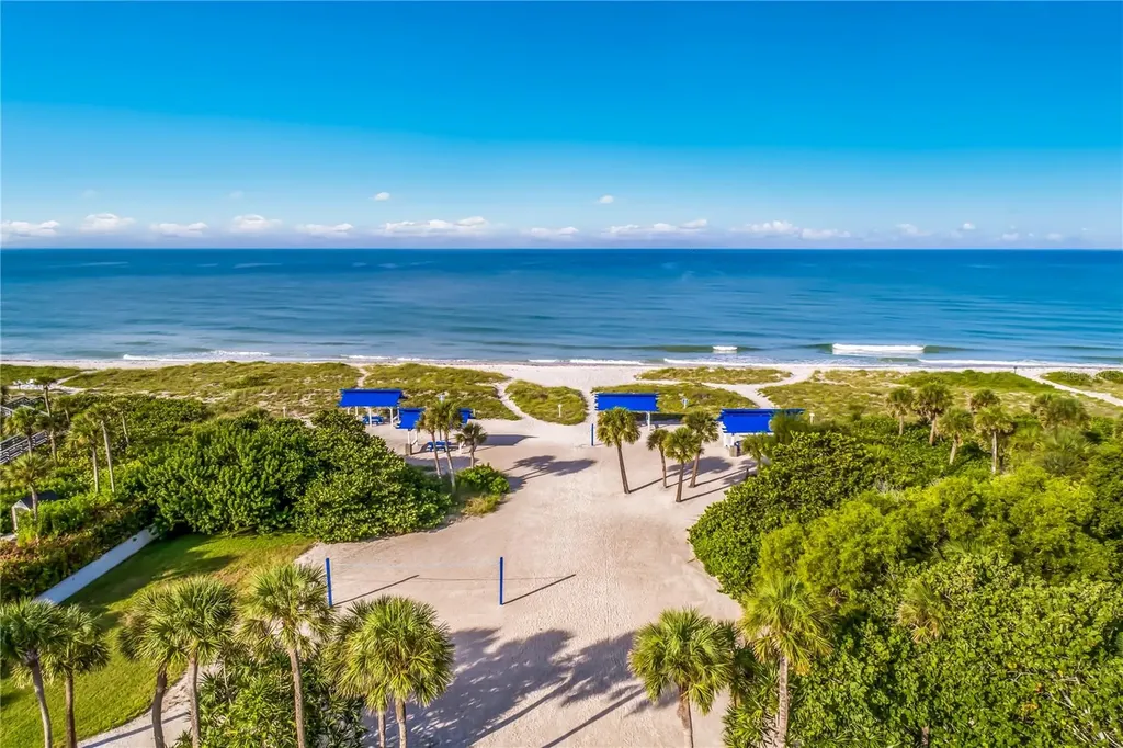2123 Harbourside Drive Longboat Key FL 34228