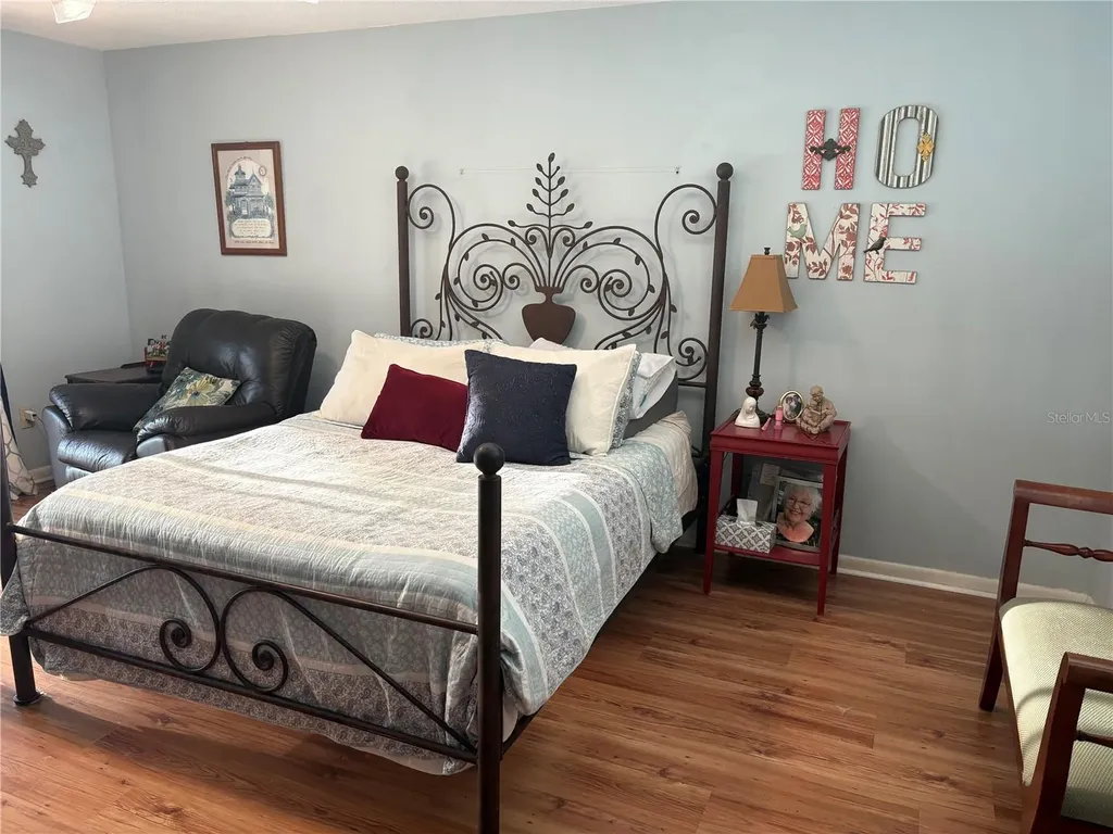 2215 Toniwood Lane Palm Harbor FL 34685