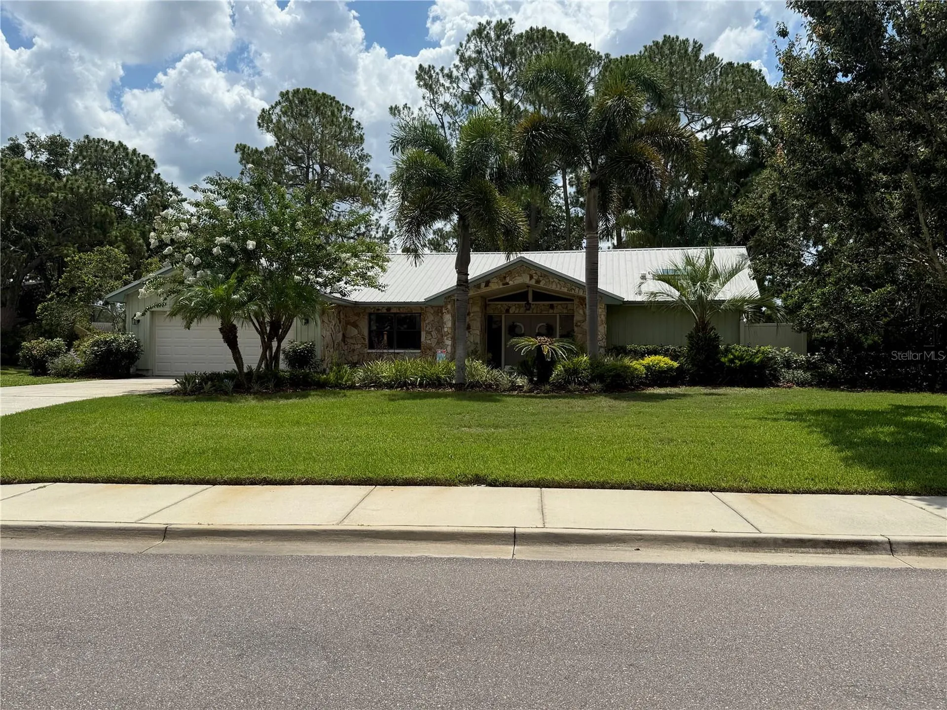 2215 Toniwood Lane Palm Harbor FL 34685