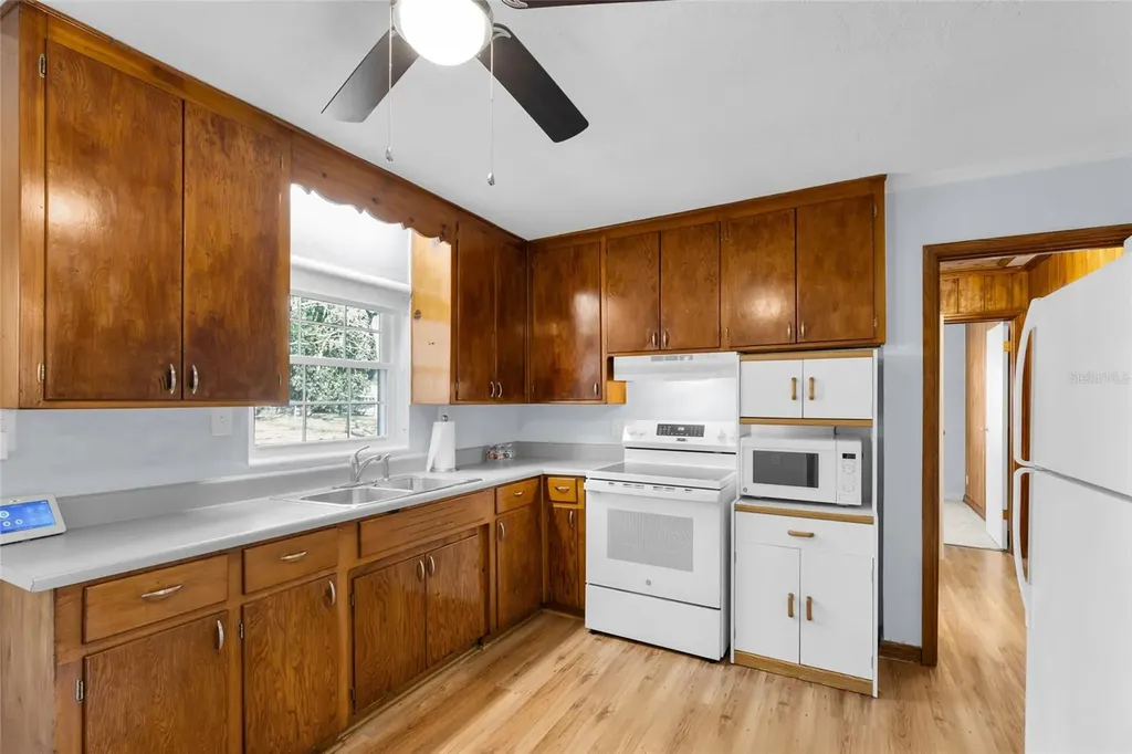 1115 NE 33rd Street Ocala FL 34479