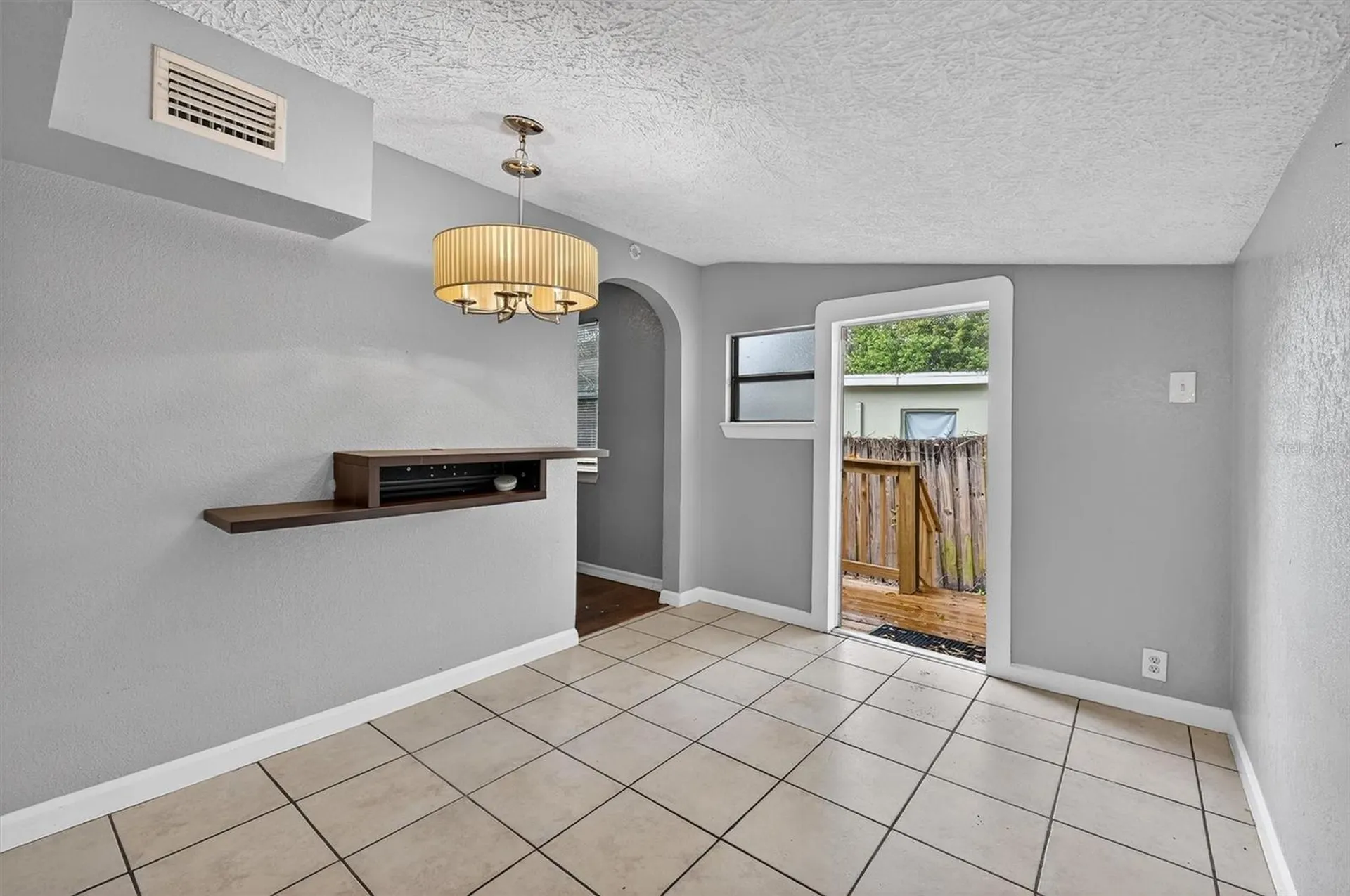 1908 E Jean Street Tampa FL 33610