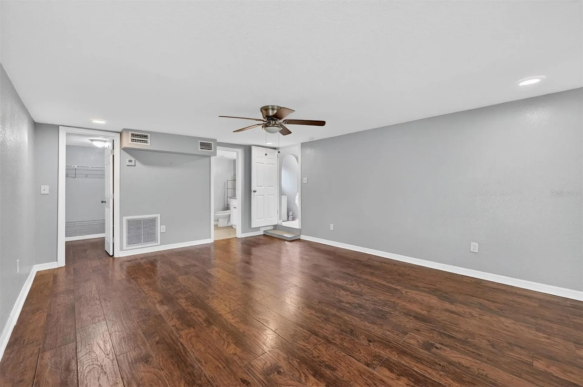 1908 E Jean Street Tampa FL 33610