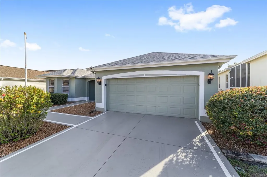 1211 Cabella Circle The Villages FL 32159