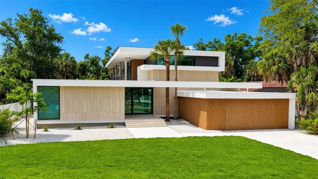 359 N Shore Drive Sarasota FL 34234