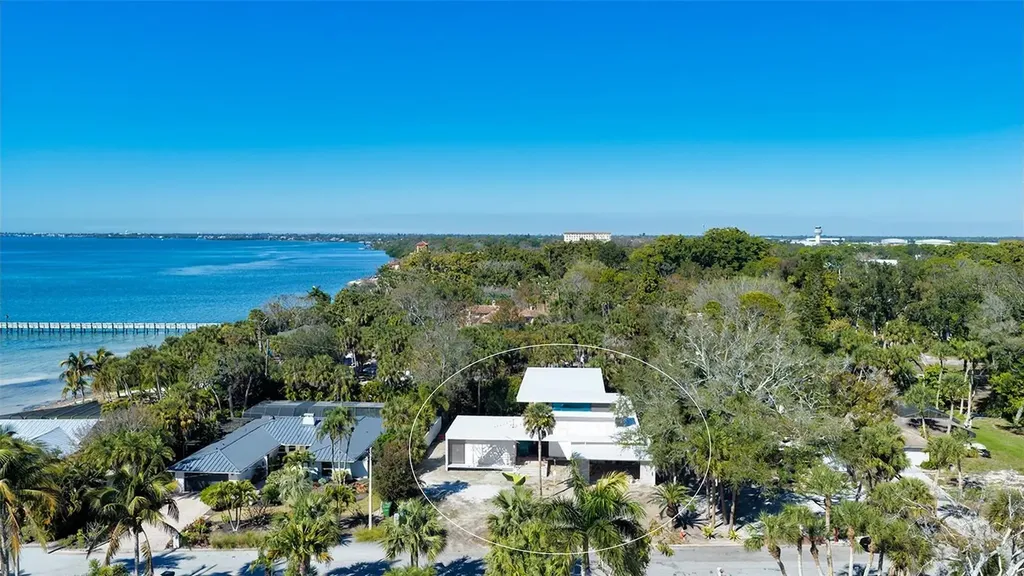 359 N Shore Drive Sarasota FL 34234