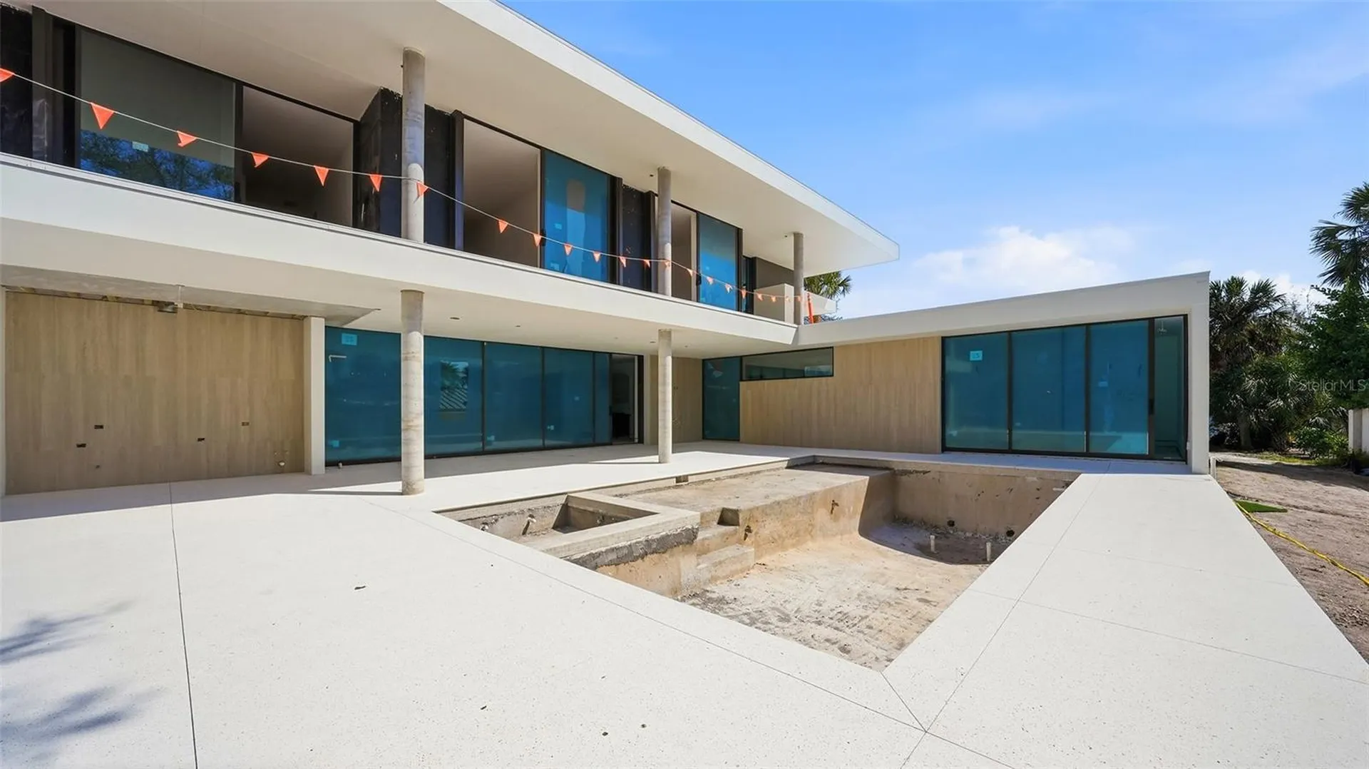 359 N Shore Drive Sarasota FL 34234