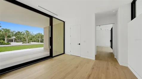 359 N Shore Drive Sarasota FL 34234