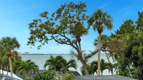 359 N Shore Drive Sarasota FL 34234