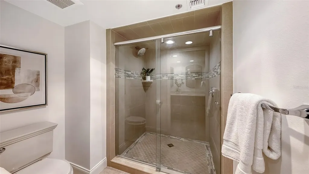 2109 Gulf Of Mexico Drive Longboat Key FL 34228