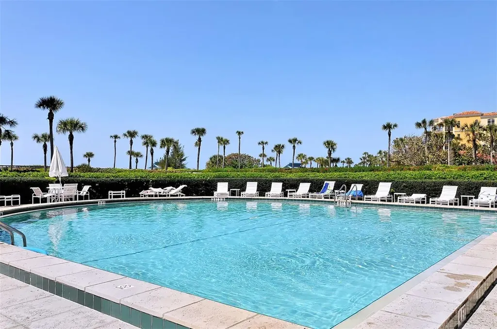 2109 Gulf Of Mexico Drive Longboat Key FL 34228