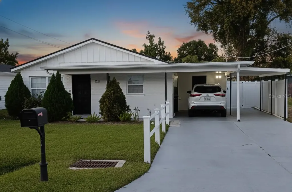 3321 W Palmetto Street Tampa FL 33607