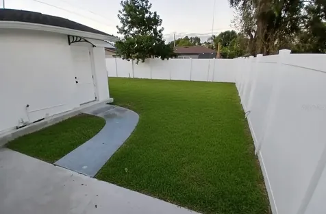 3321 W Palmetto Street Tampa FL 33607