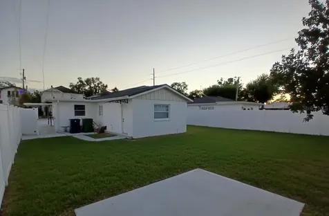 3321 W Palmetto Street Tampa FL 33607