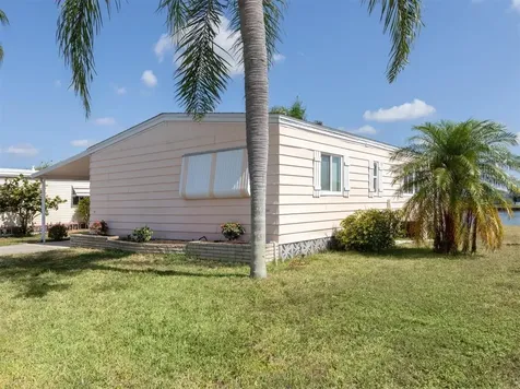 109 Lakeview Drive North Port FL 34287
