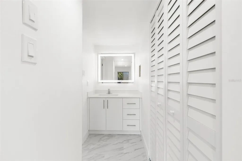 1802 Mariner Drive Tarpon Springs FL 34689