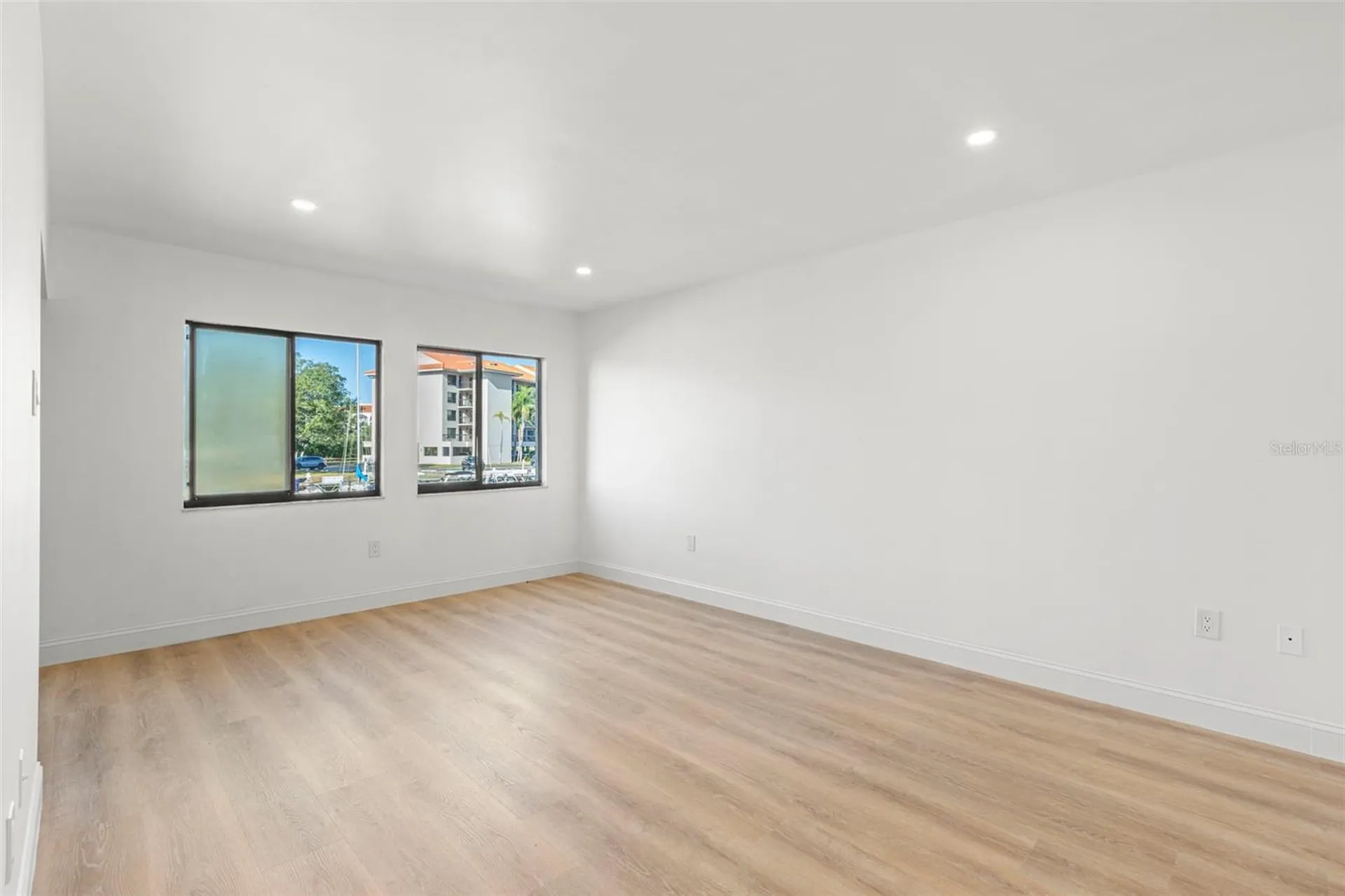 1802 Mariner Drive Tarpon Springs FL 34689