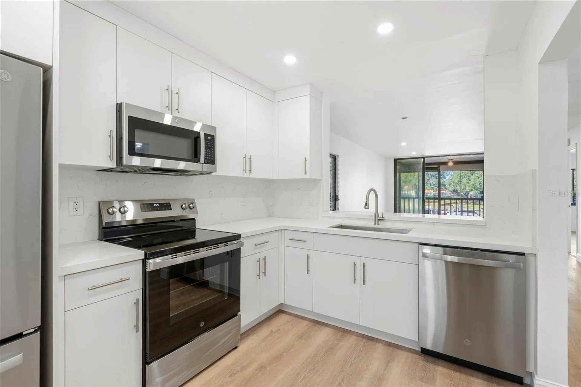 1802 Mariner Drive Tarpon Springs FL 34689