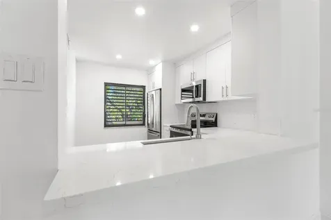 1802 Mariner Drive Tarpon Springs FL 34689