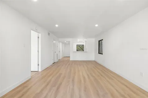 1802 Mariner Drive Tarpon Springs FL 34689