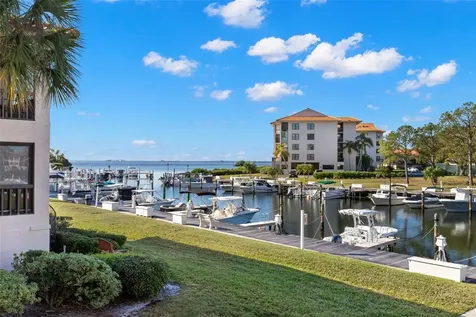 1802 Mariner Drive Tarpon Springs FL 34689