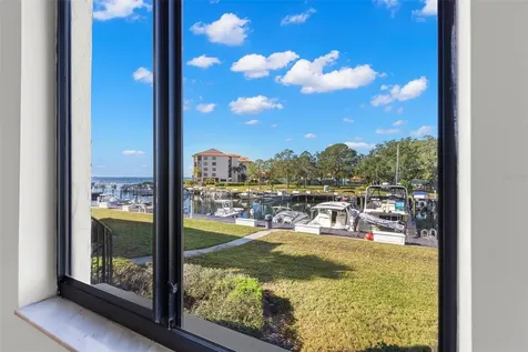 1802 Mariner Drive Tarpon Springs FL 34689