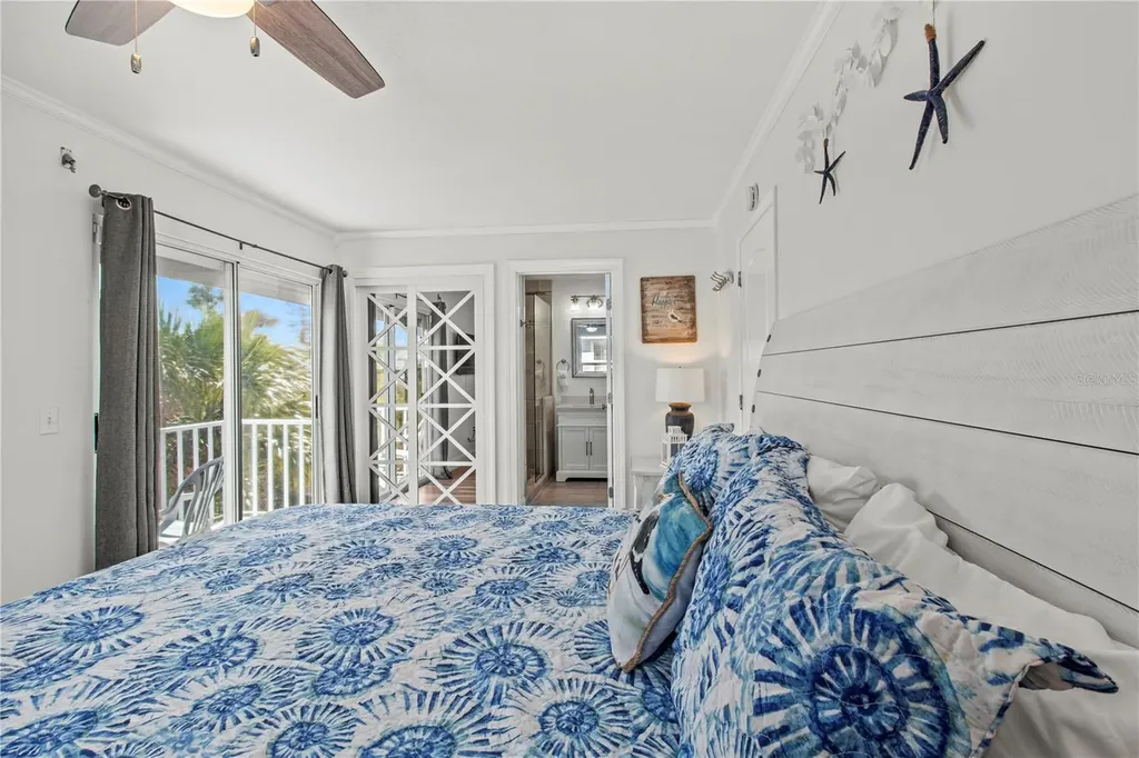 6250 Holmes Boulevard Holmes Beach FL 34217