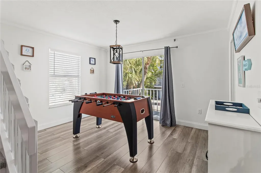 6250 Holmes Boulevard Holmes Beach FL 34217