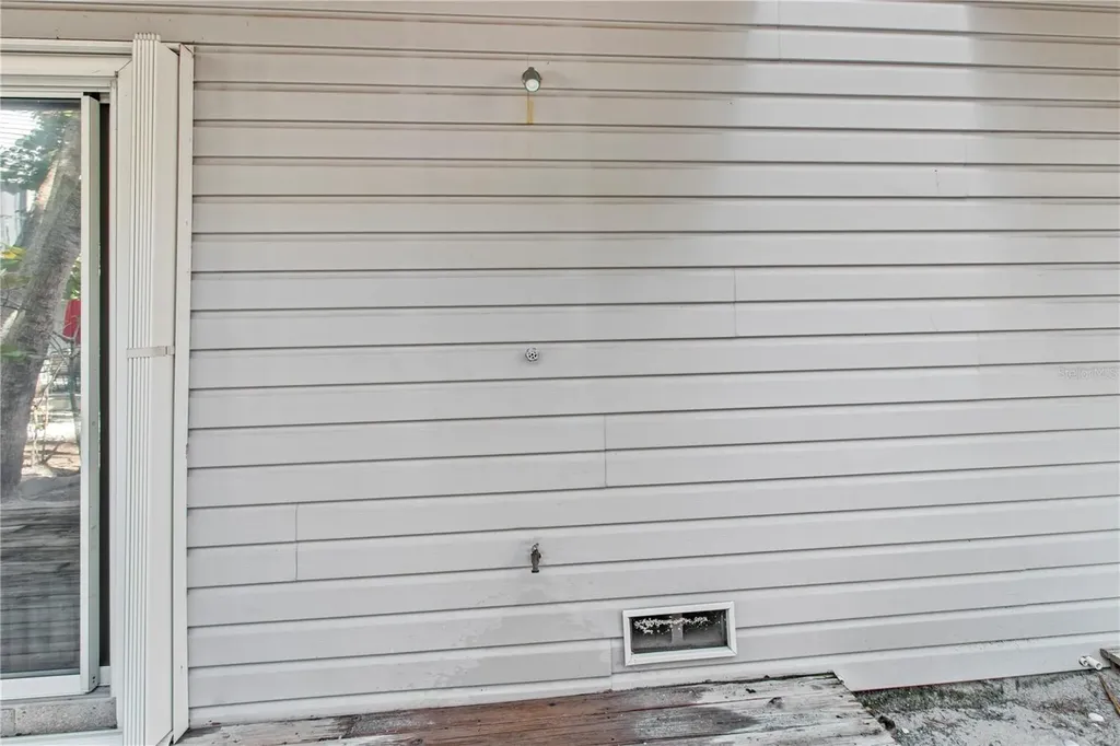 6250 Holmes Boulevard Holmes Beach FL 34217