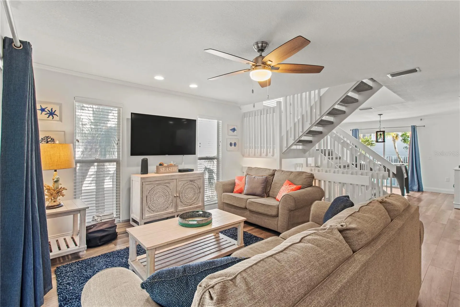 6250 Holmes Boulevard Holmes Beach FL 34217