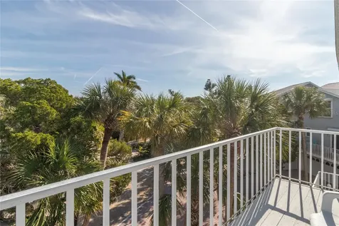 6250 Holmes Boulevard Holmes Beach FL 34217