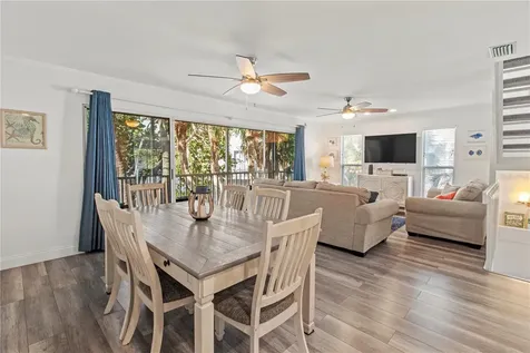 6250 Holmes Boulevard Holmes Beach FL 34217