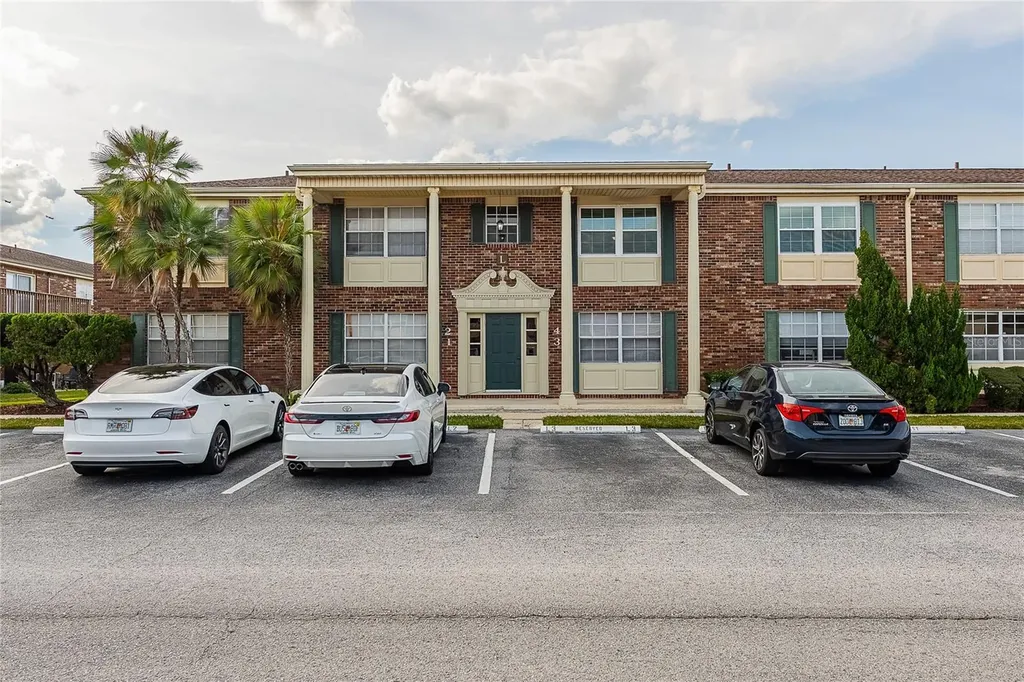 1920 E Edgewood Drive Lakeland FL 33803