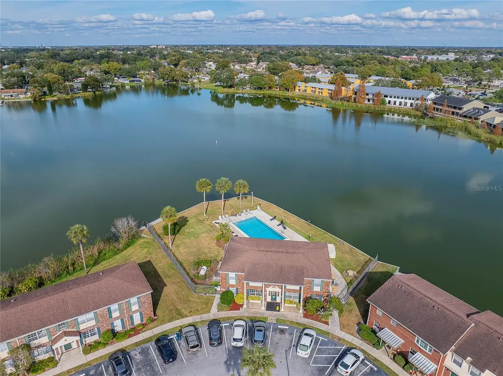 1920 E Edgewood Drive Lakeland FL 33803