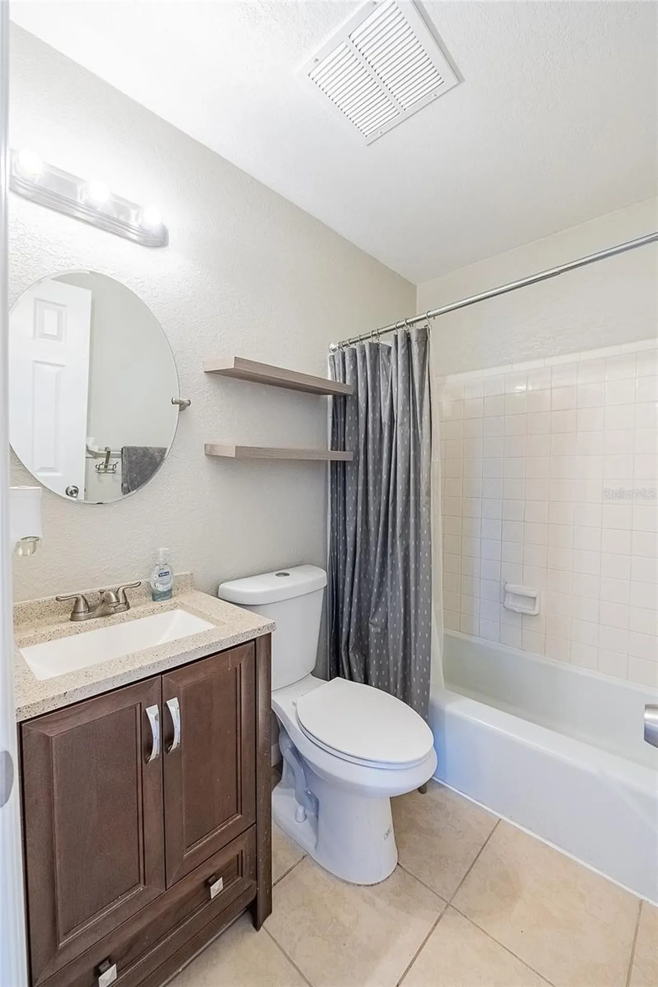 1920 E Edgewood Drive Lakeland FL 33803