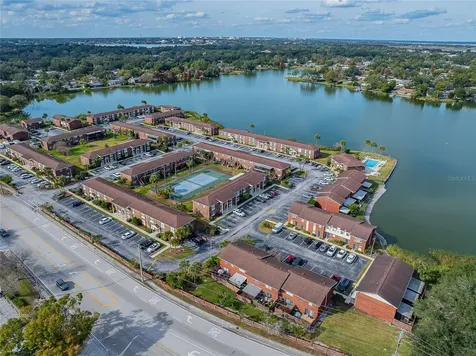 1920 E Edgewood Drive Lakeland FL 33803