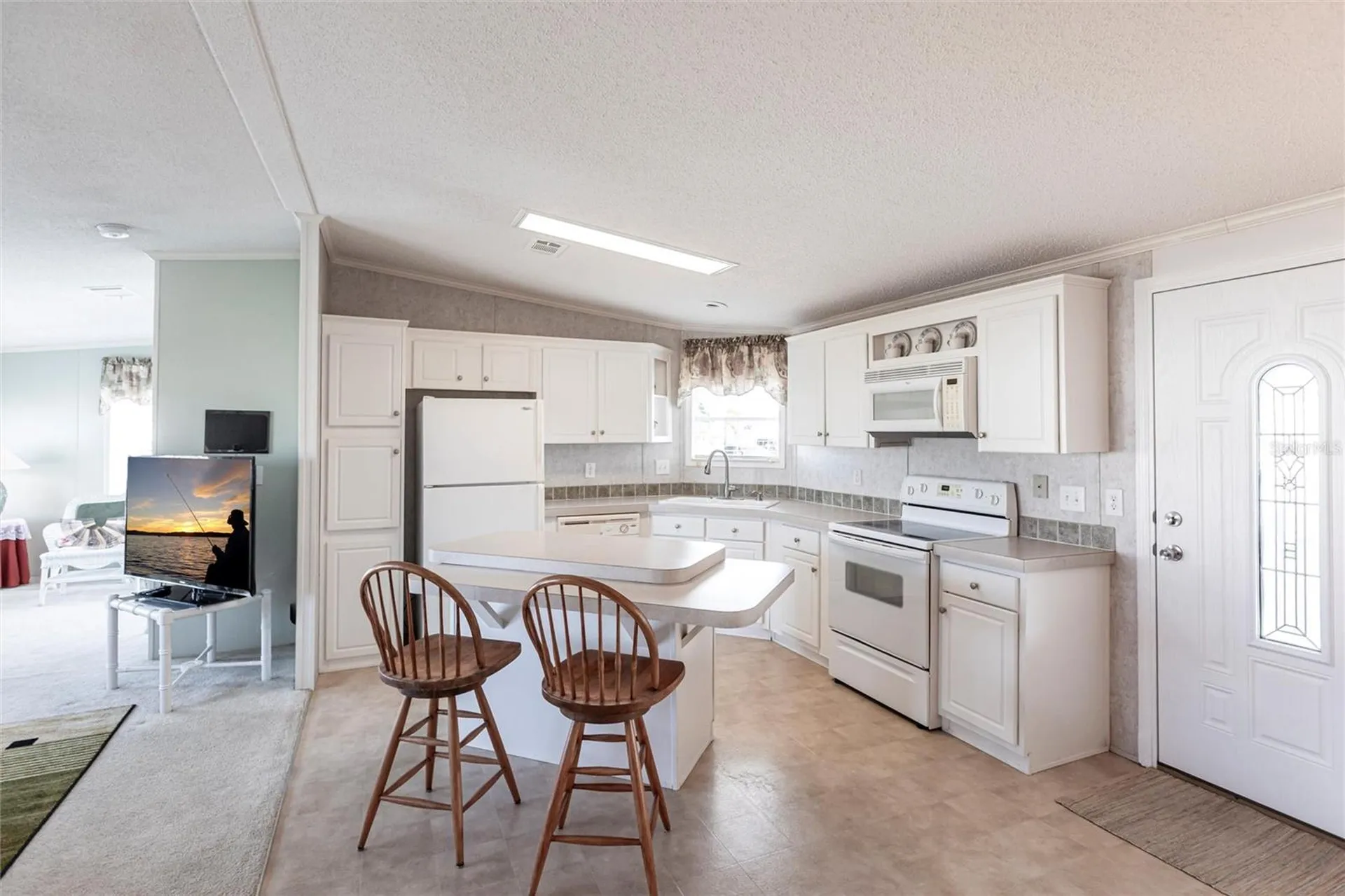 27 N Manatee Loop Punta Gorda FL 33950
