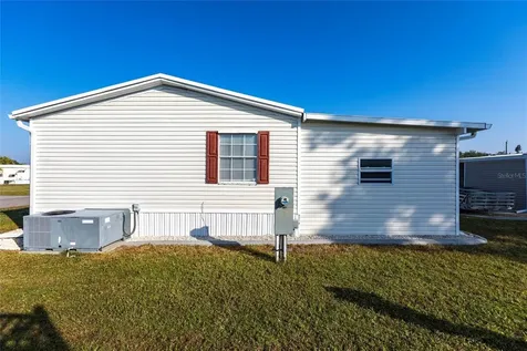 27 N Manatee Loop Punta Gorda FL 33950