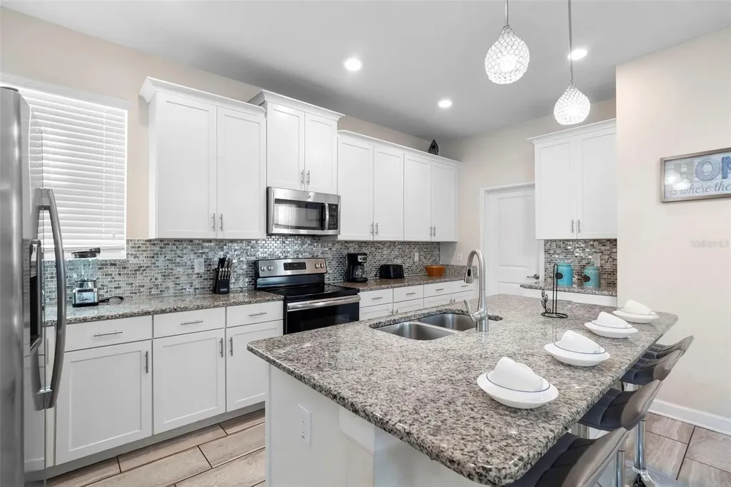 4778 Kings Castle Circle Kissimmee FL 34746