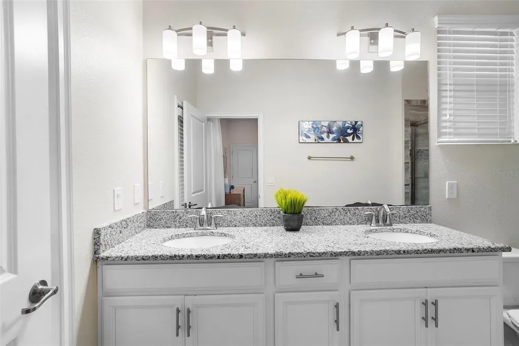 4778 Kings Castle Circle Kissimmee FL 34746