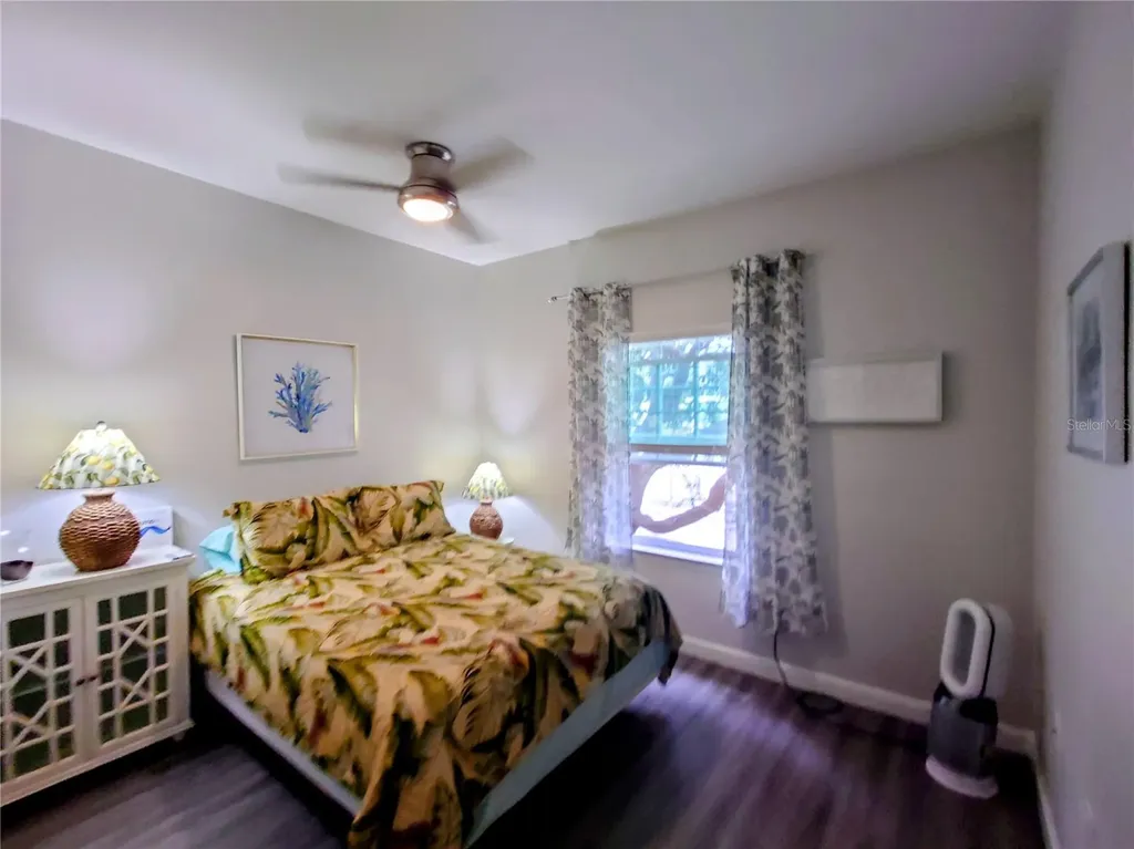 200 4th Avenue S St Petersburg FL 33701