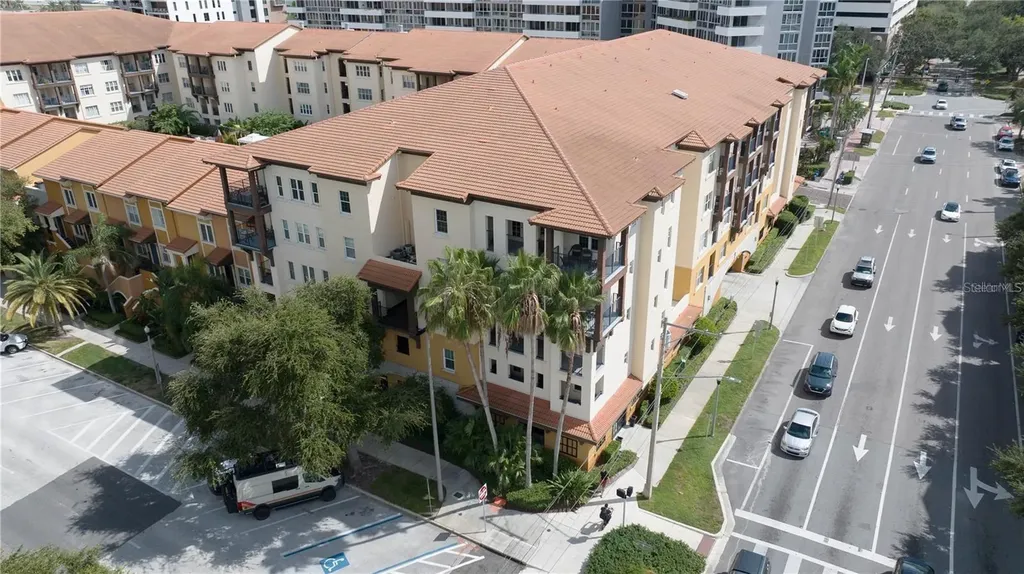200 4th Avenue S St Petersburg FL 33701