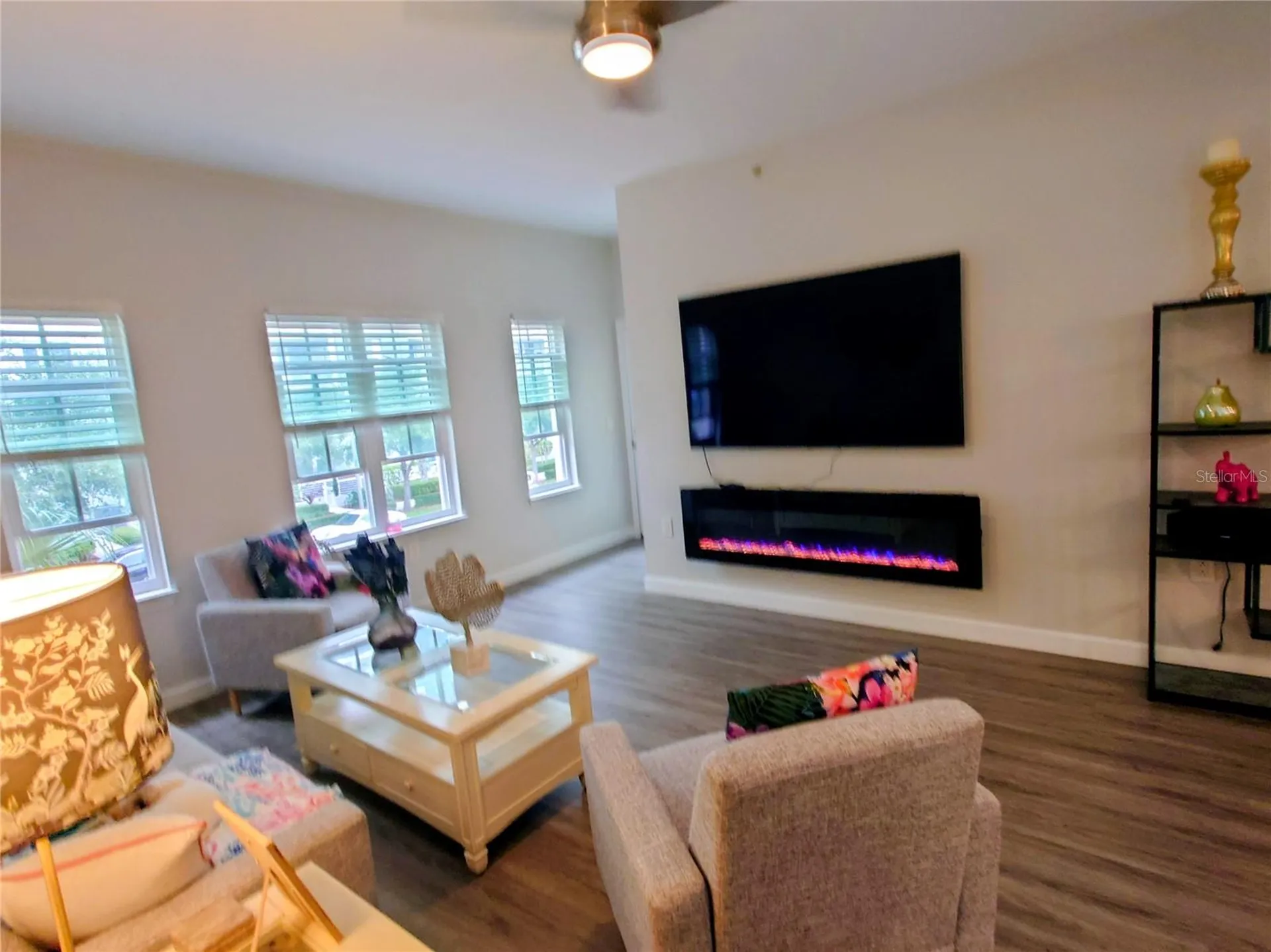 200 4th Avenue S St Petersburg FL 33701