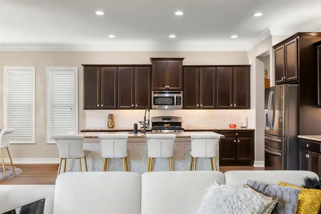 5906 Fishhawk Crossing Boulevard Lithia FL 33547