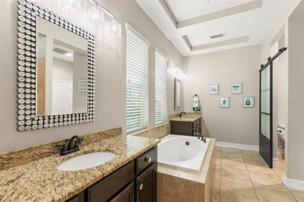 5906 Fishhawk Crossing Boulevard Lithia FL 33547