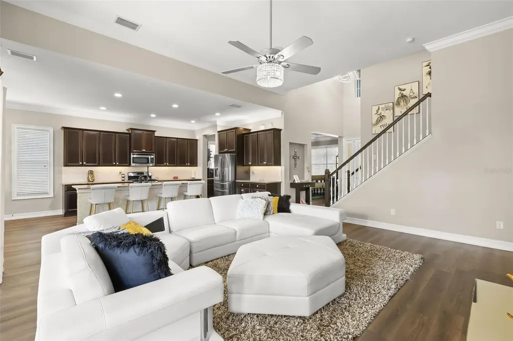 5906 Fishhawk Crossing Boulevard Lithia FL 33547