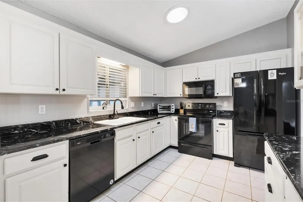 9493 SE 173rd Lane Summerfield FL 34491